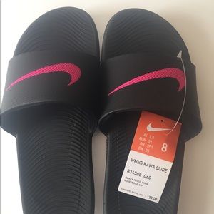Nike WMNS Kawa Slides